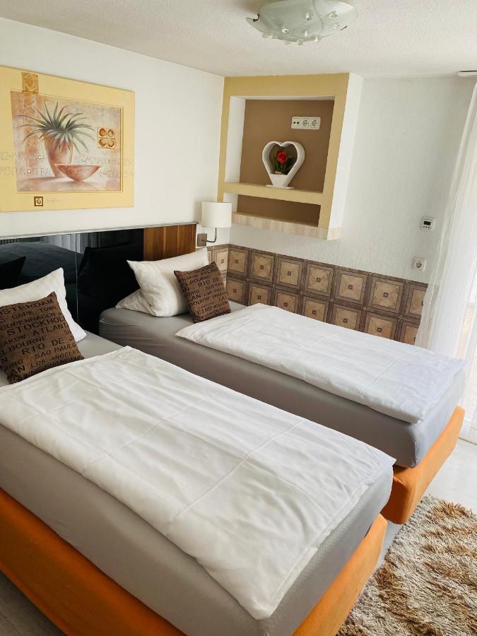 T&K Appartements บาดฮอมบูร์ก ฟอร์ แดร์เฮอเฮอ ภายนอก รูปภาพ