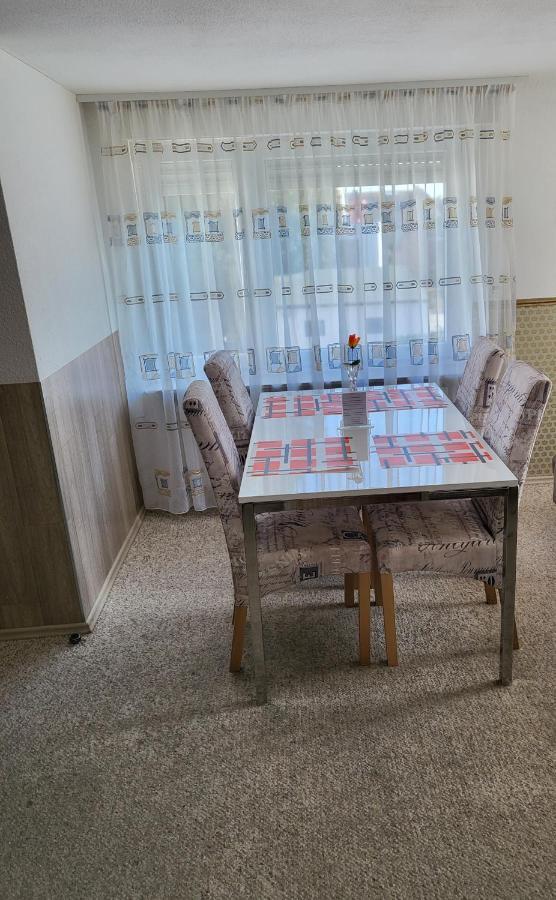 T&K Appartements บาดฮอมบูร์ก ฟอร์ แดร์เฮอเฮอ ภายนอก รูปภาพ
