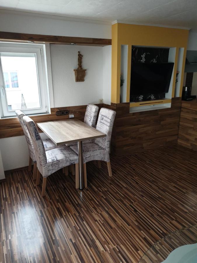 T&K Appartements บาดฮอมบูร์ก ฟอร์ แดร์เฮอเฮอ ภายนอก รูปภาพ